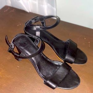 Tory Burch Black heels size 9